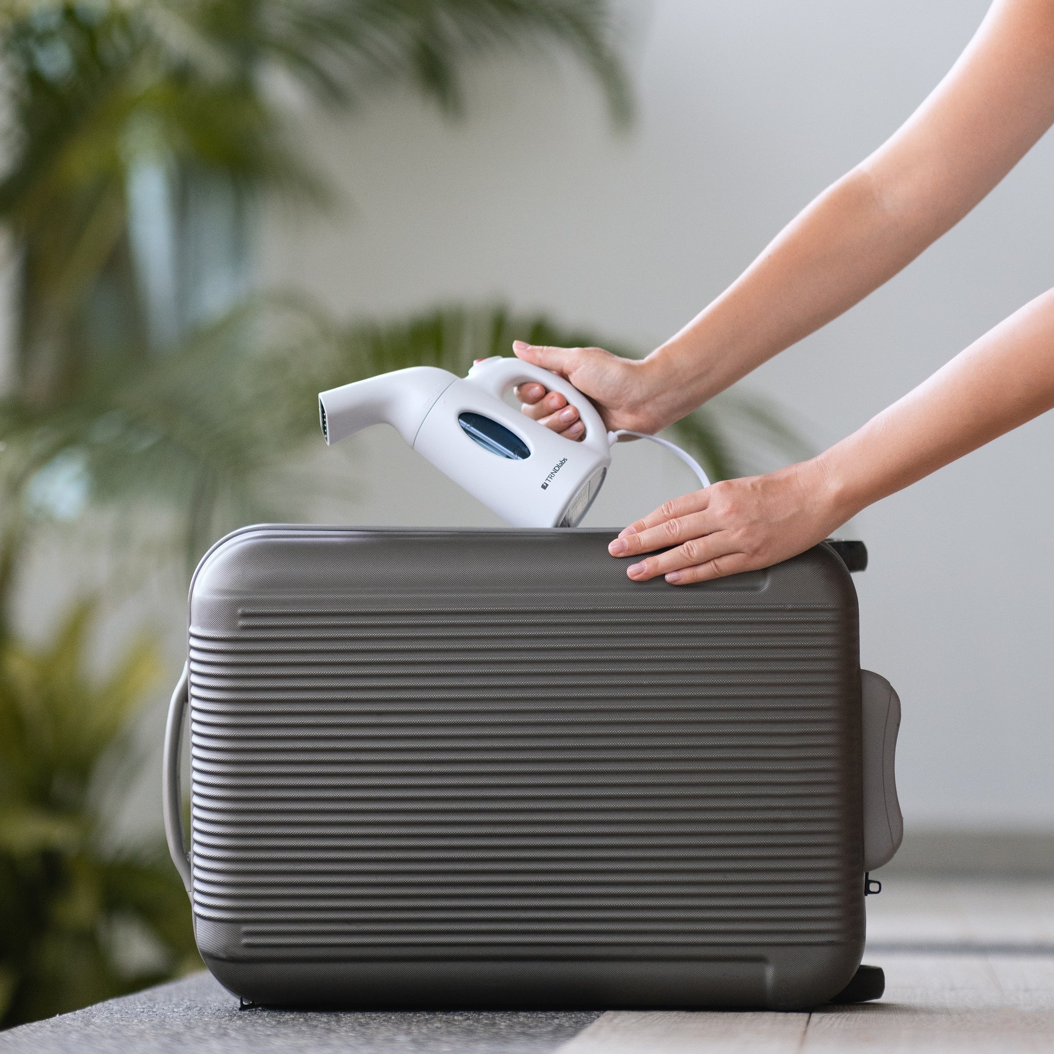 HYDRA Travel Steamer – TRNDlabs